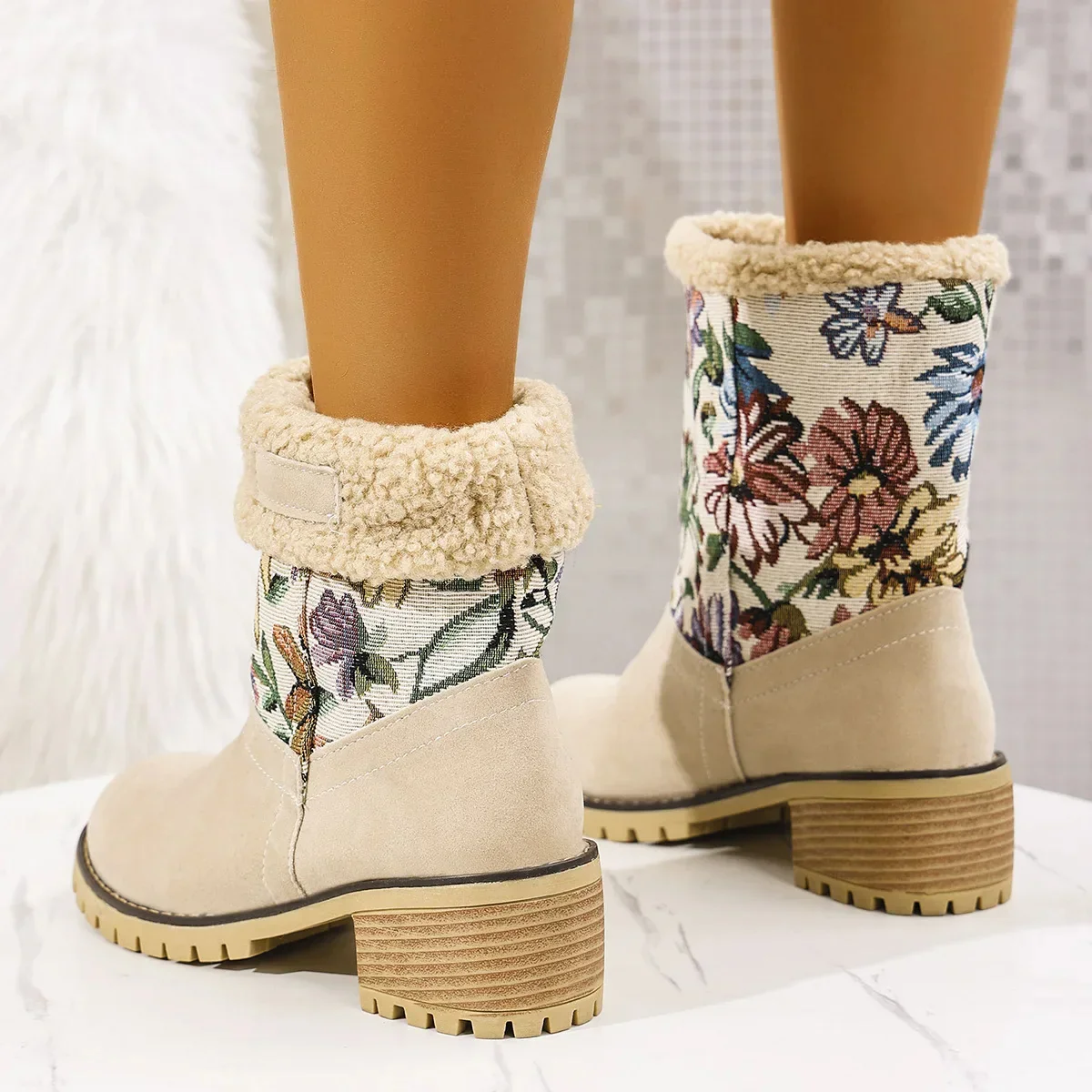 Bottes de neige d’hiver brodées pour femme - Image 4