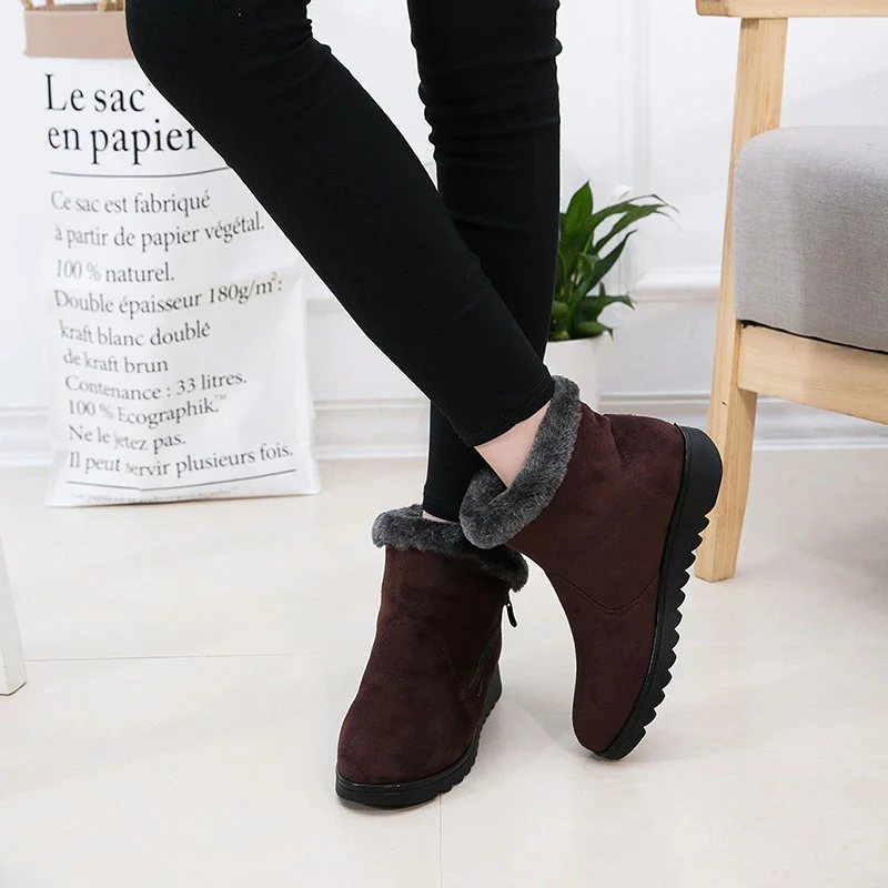 Bottines antidérapantes en peluche pour femmes - Image 5